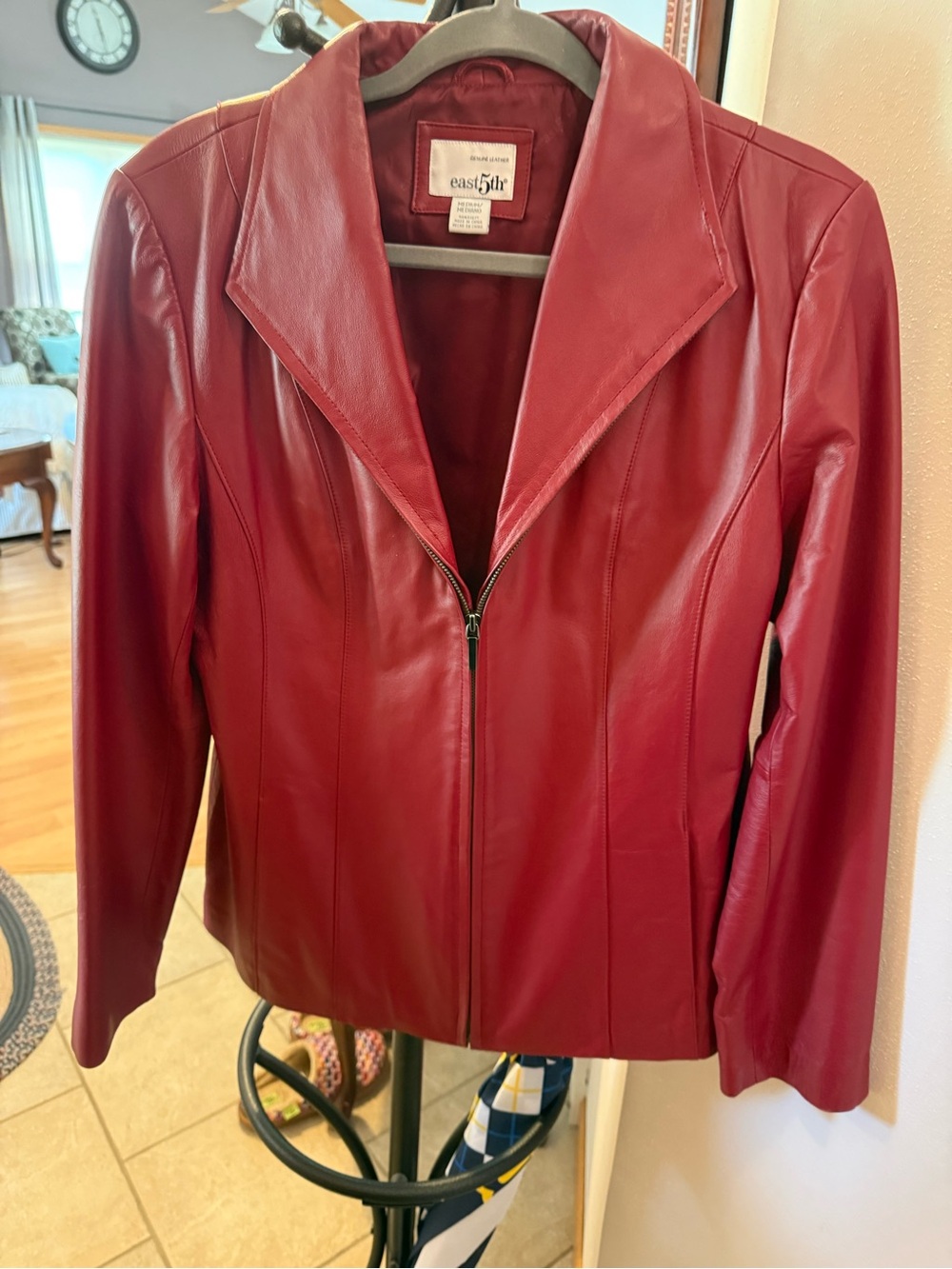 East 5th Burgundy Red Leather Zip Jacket size Medium